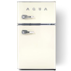 [하이얼] AQUA 미드센츄리모던 레트로 미니 2도어 냉장고 82L 아이보리